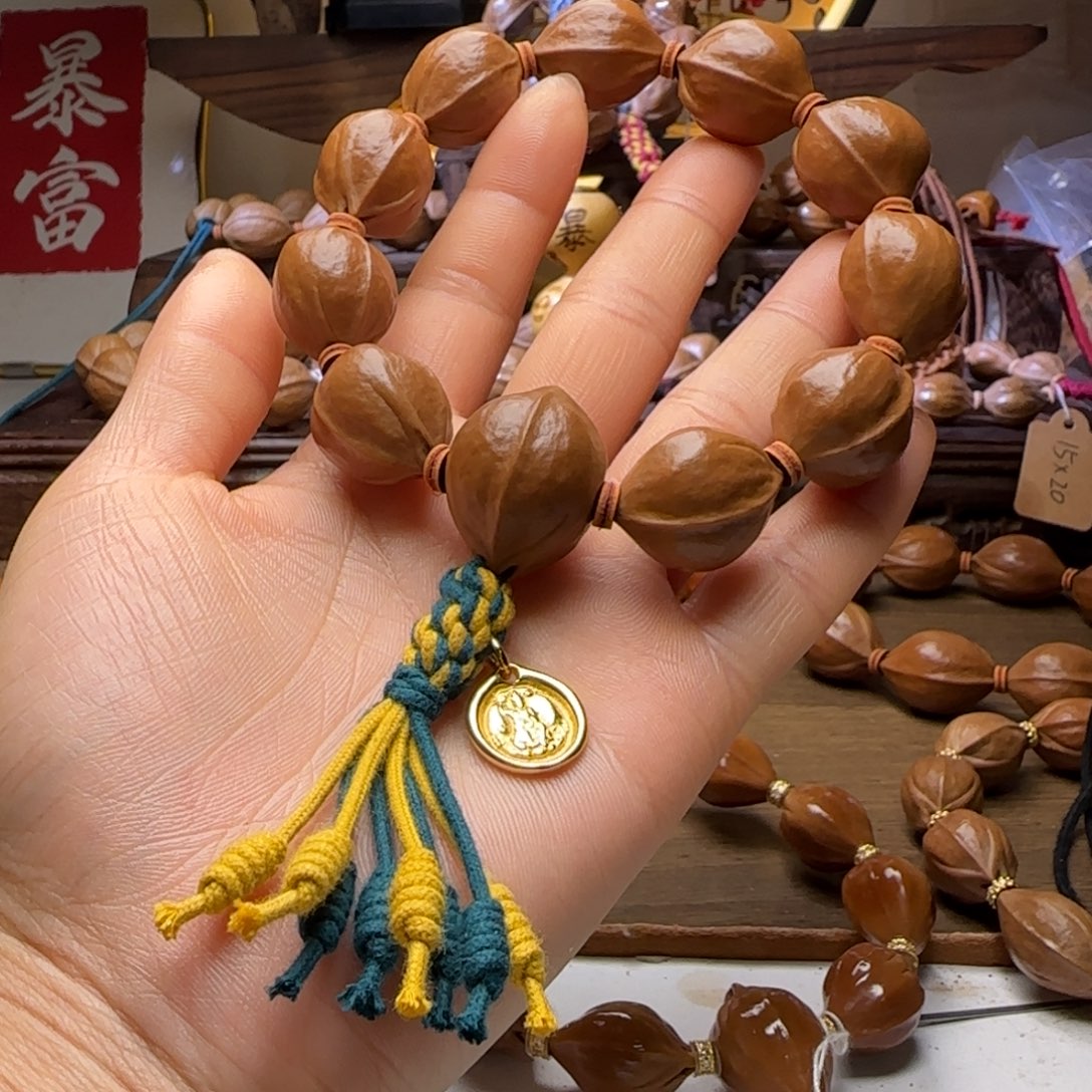 橄榄核手串老****）1924梅林铁核