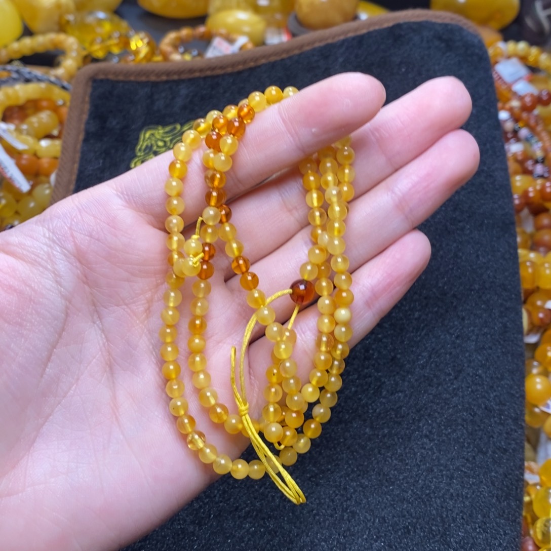 琥珀未镶嵌珠宝奇石