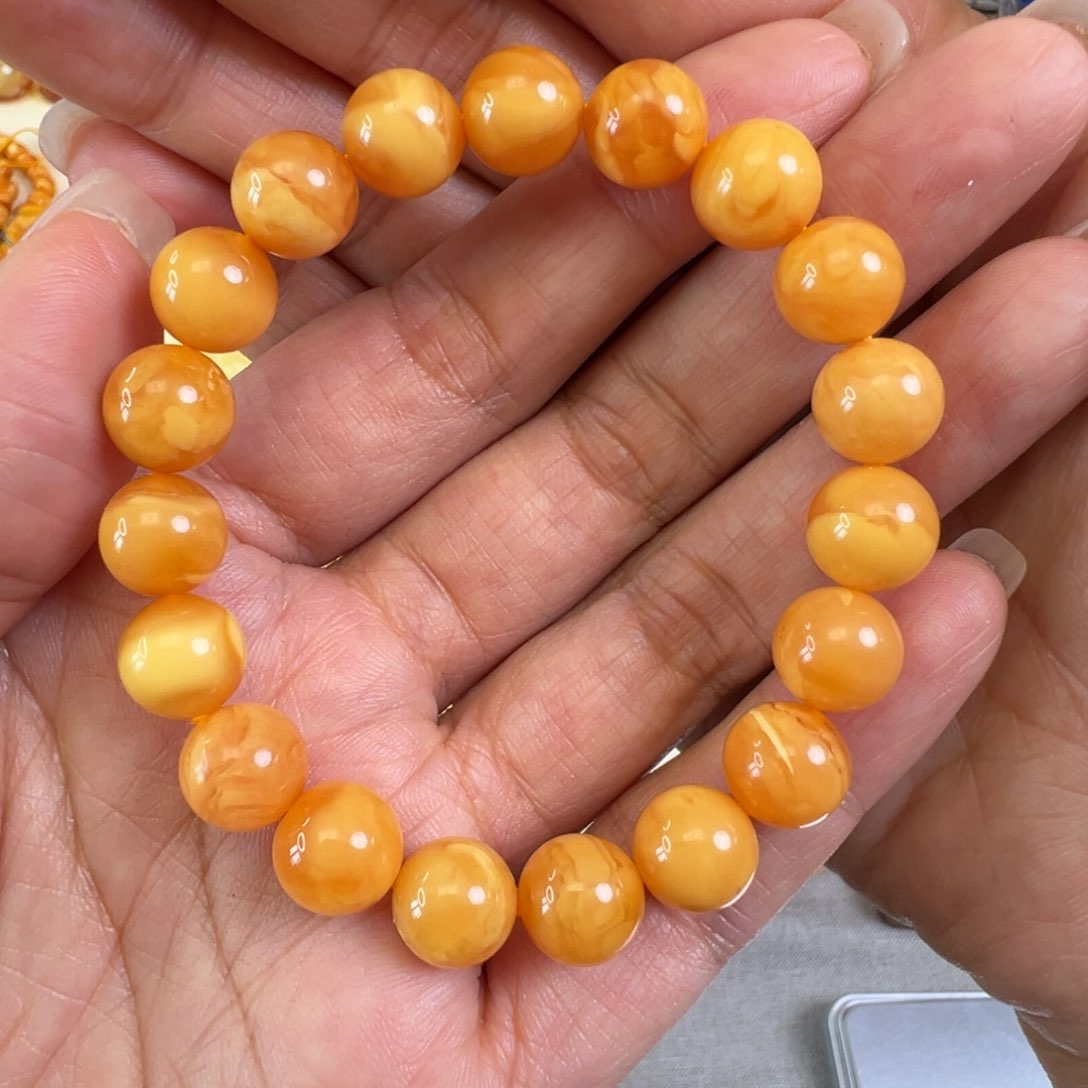 琥珀裸石未镶嵌蜜蜡
