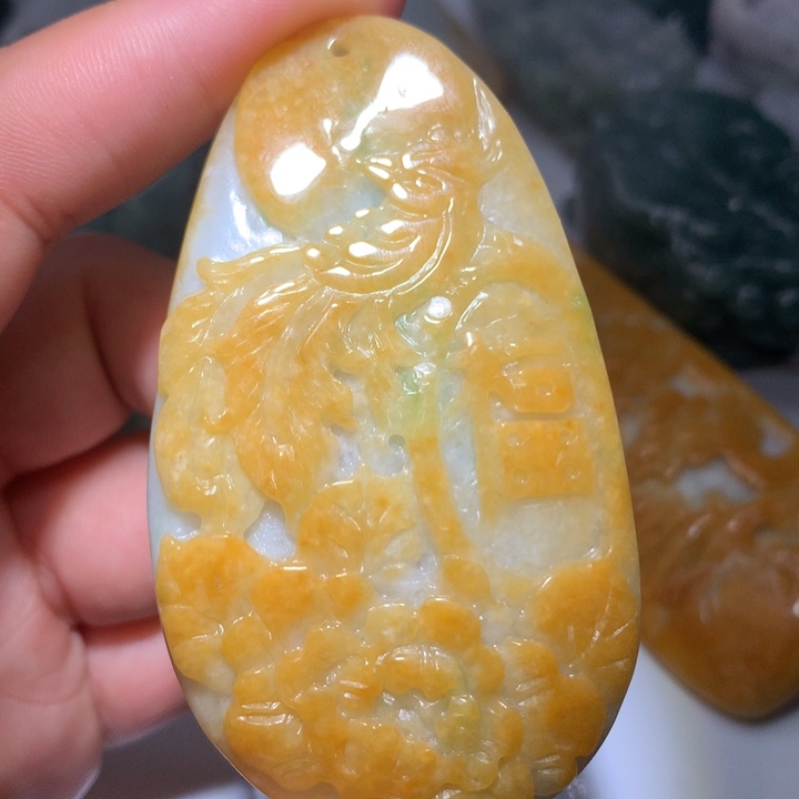 翡翠未镶嵌颈饰保真天然A货翡翠