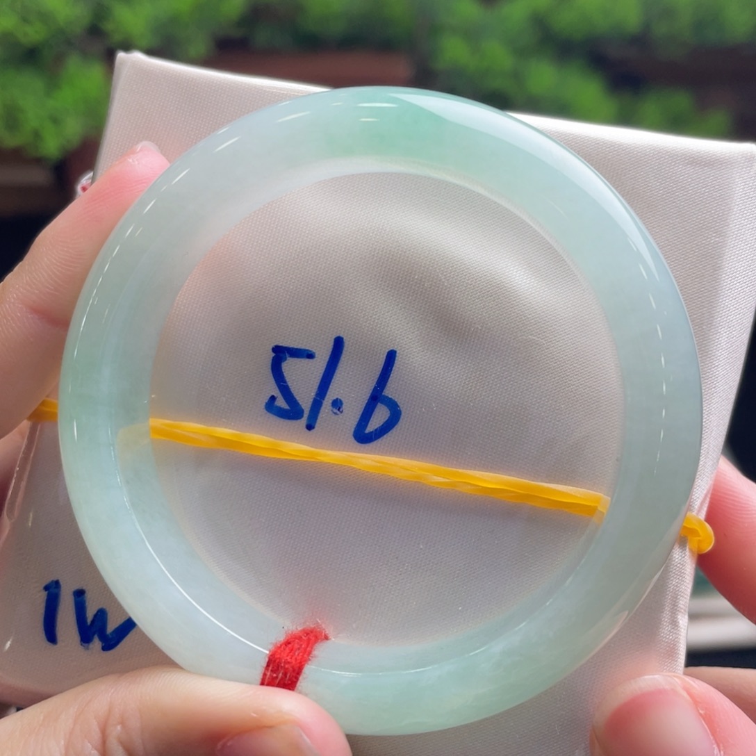 翡翠未镶嵌手镯51.4甜晴绿 