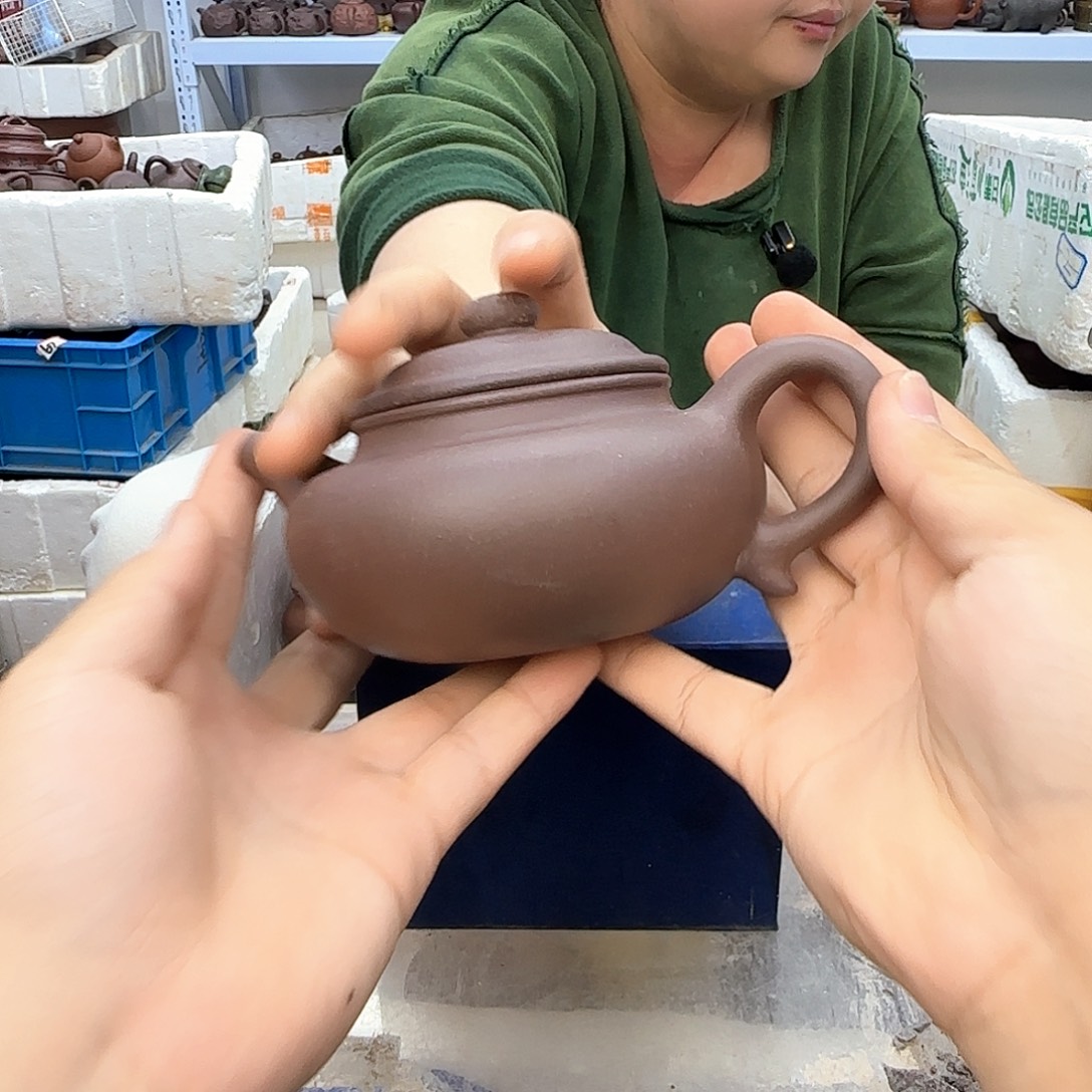 茶壶紫砂宜兴紫砂壶瑕疵处理