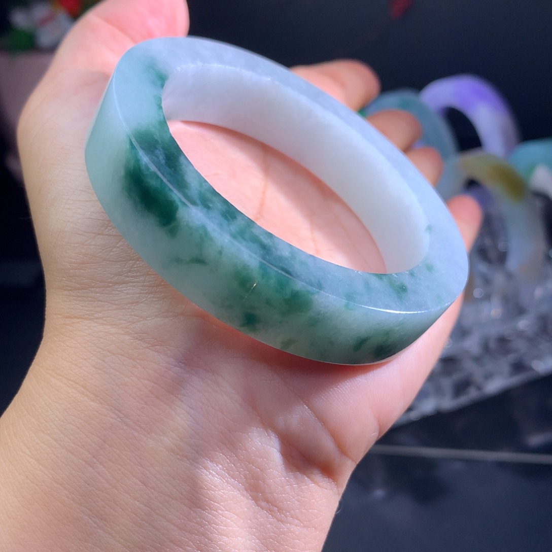 定制翡翠手镯未镶嵌