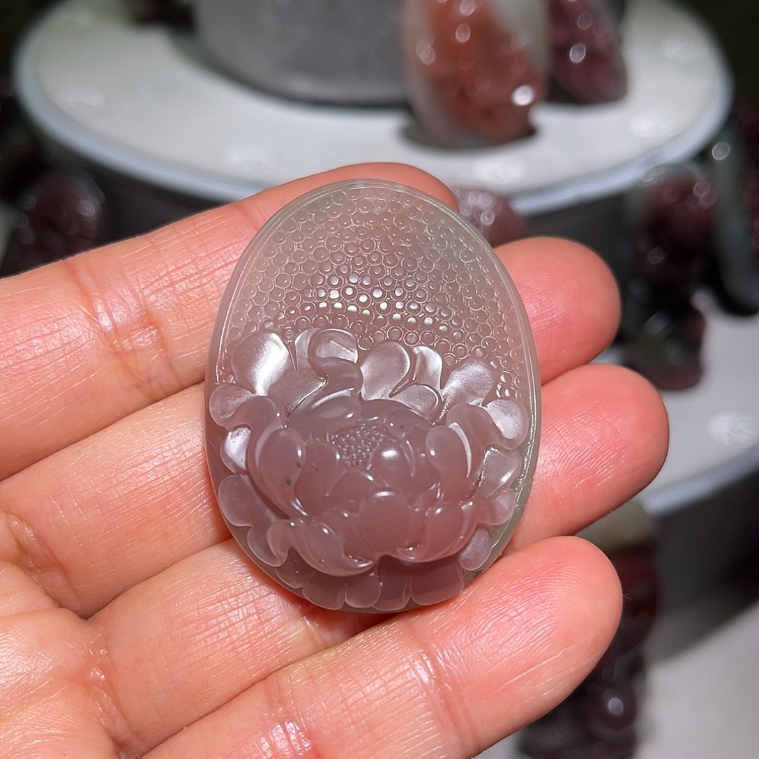 用***4玛瑙/玉髓未镶嵌颈饰