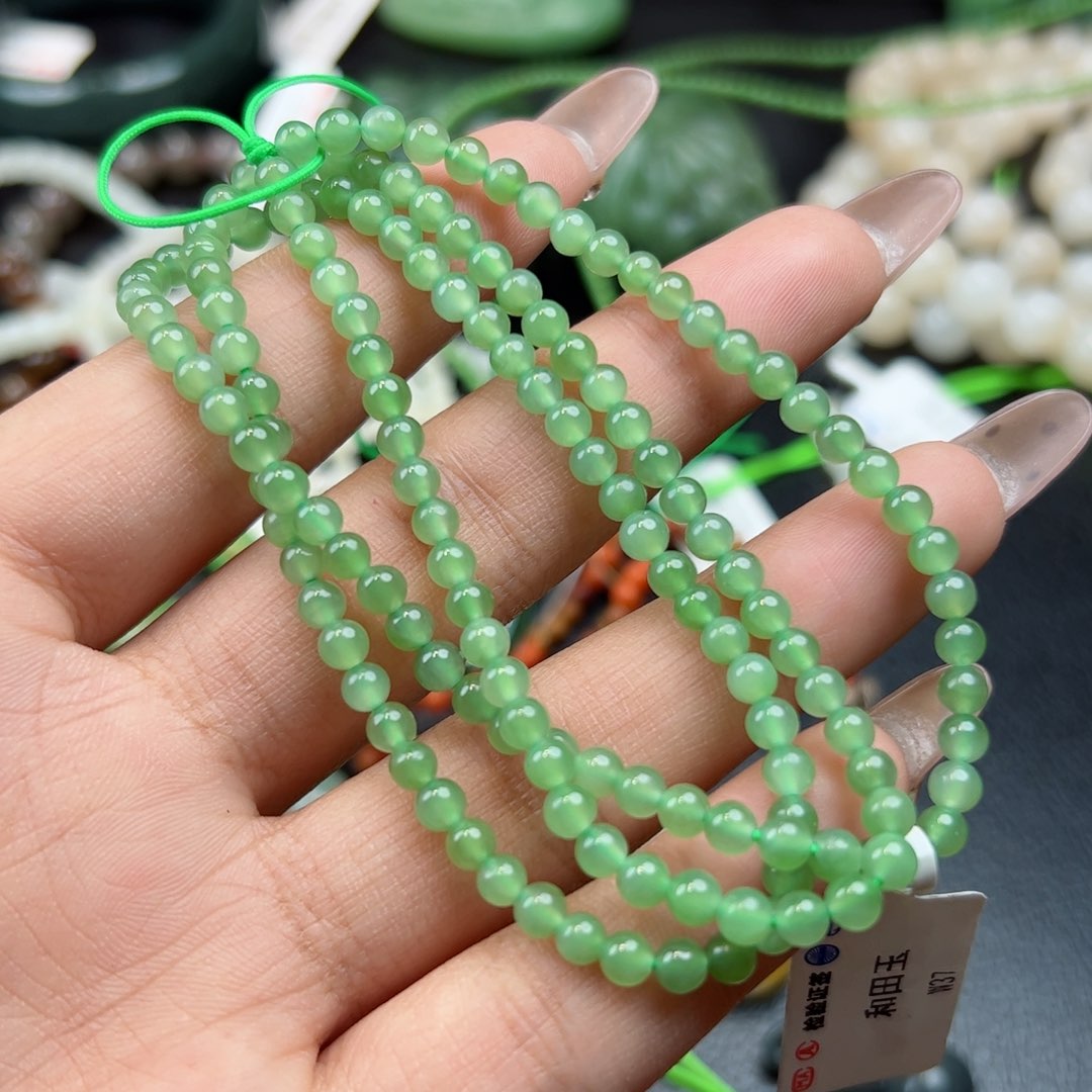 和田玉手串未镶嵌