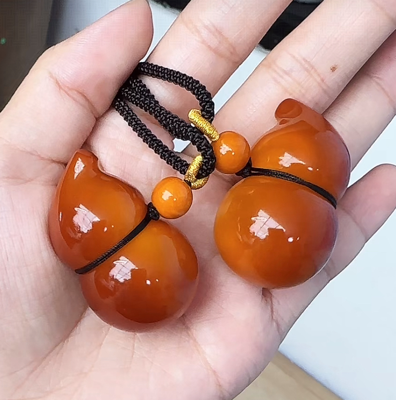 【齐福珠宝】特级丹麦玉化双色葫芦吊坠（多样性发保真其一）