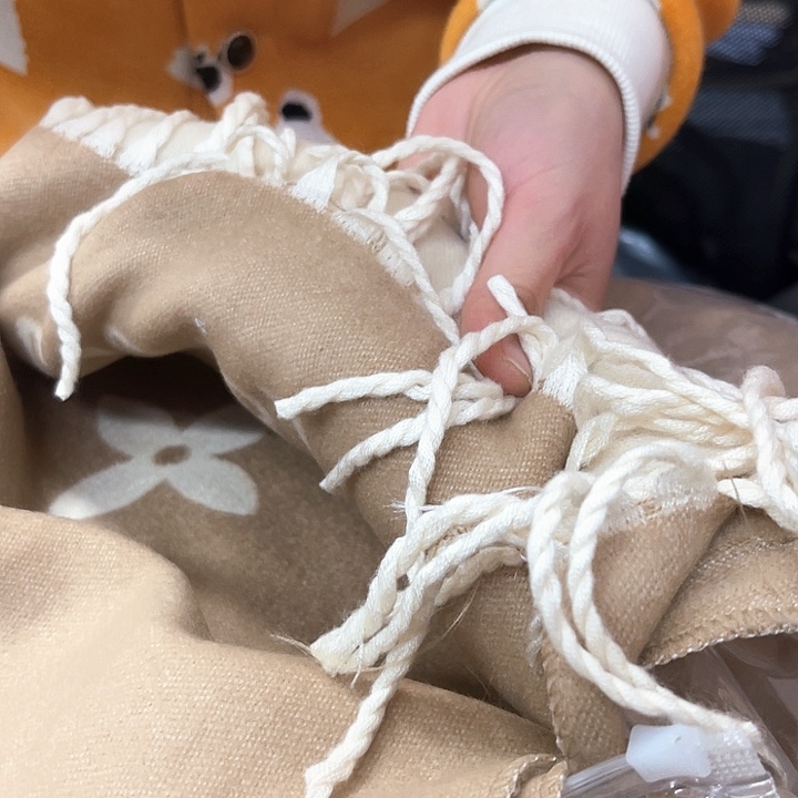 奶茶码老花一条围巾