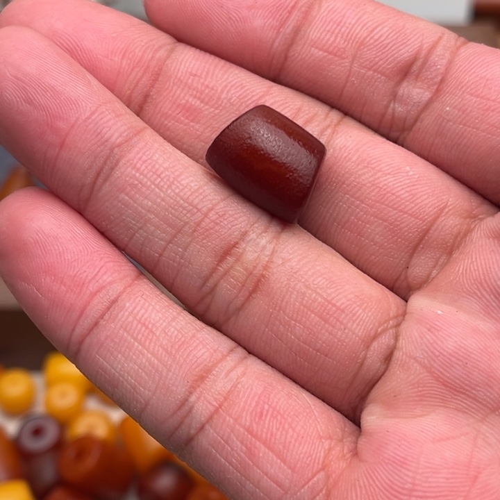 超***_琥珀未镶嵌裸石蜜蜡马蹄