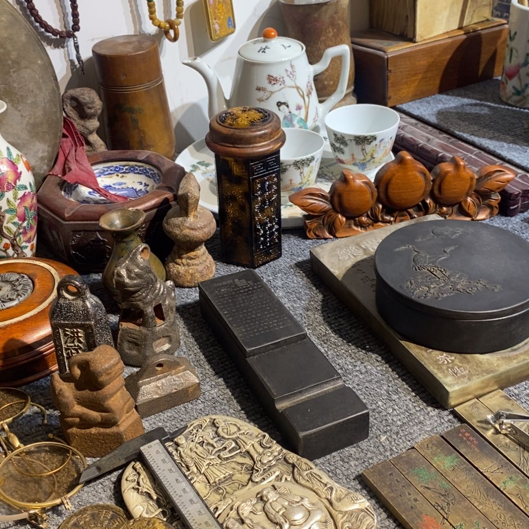 串***哥玫瑰花园里红红火火过大年