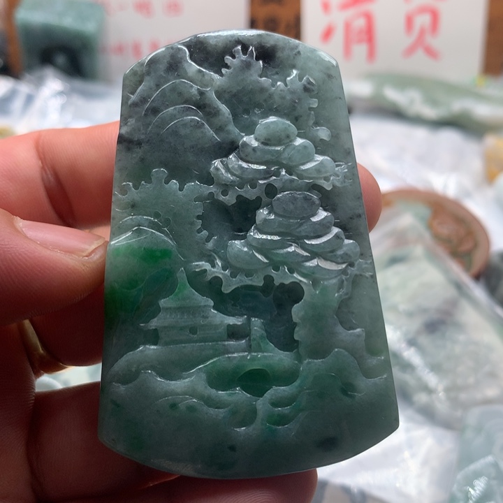 翡翠未镶嵌颈饰保真天然a货翡翠