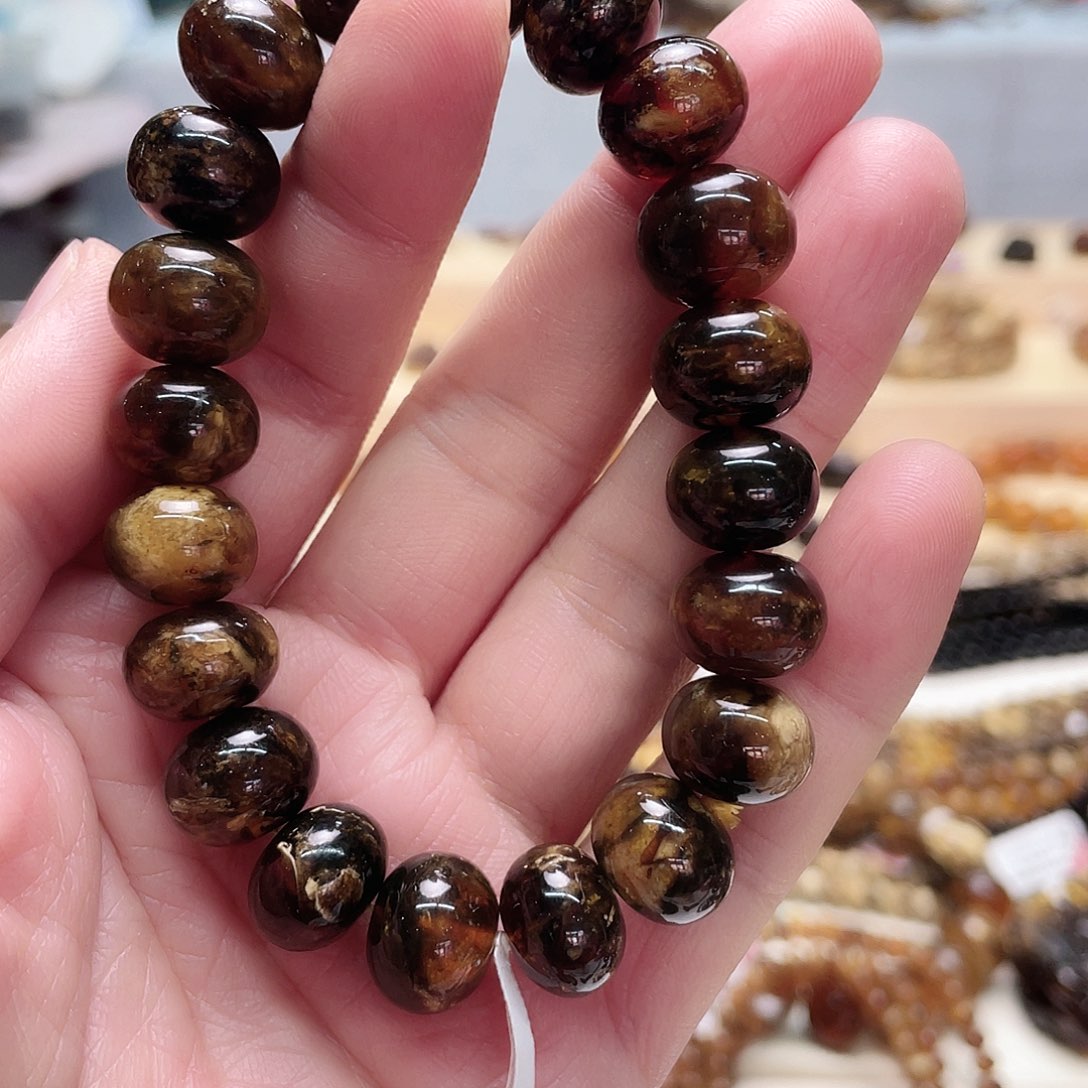 琥珀裸石未镶嵌十三10654