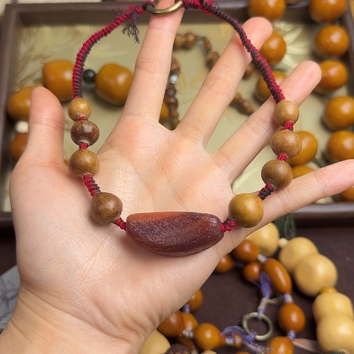 良***性水滴手持手串玛瑙