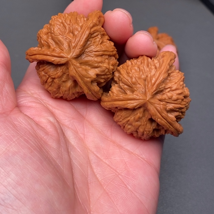 C***肤文玩核桃吊坠核桃核桃核桃