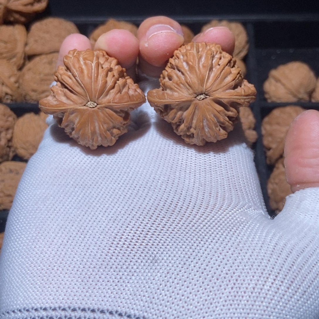 文玩核桃把件虔*磨盘