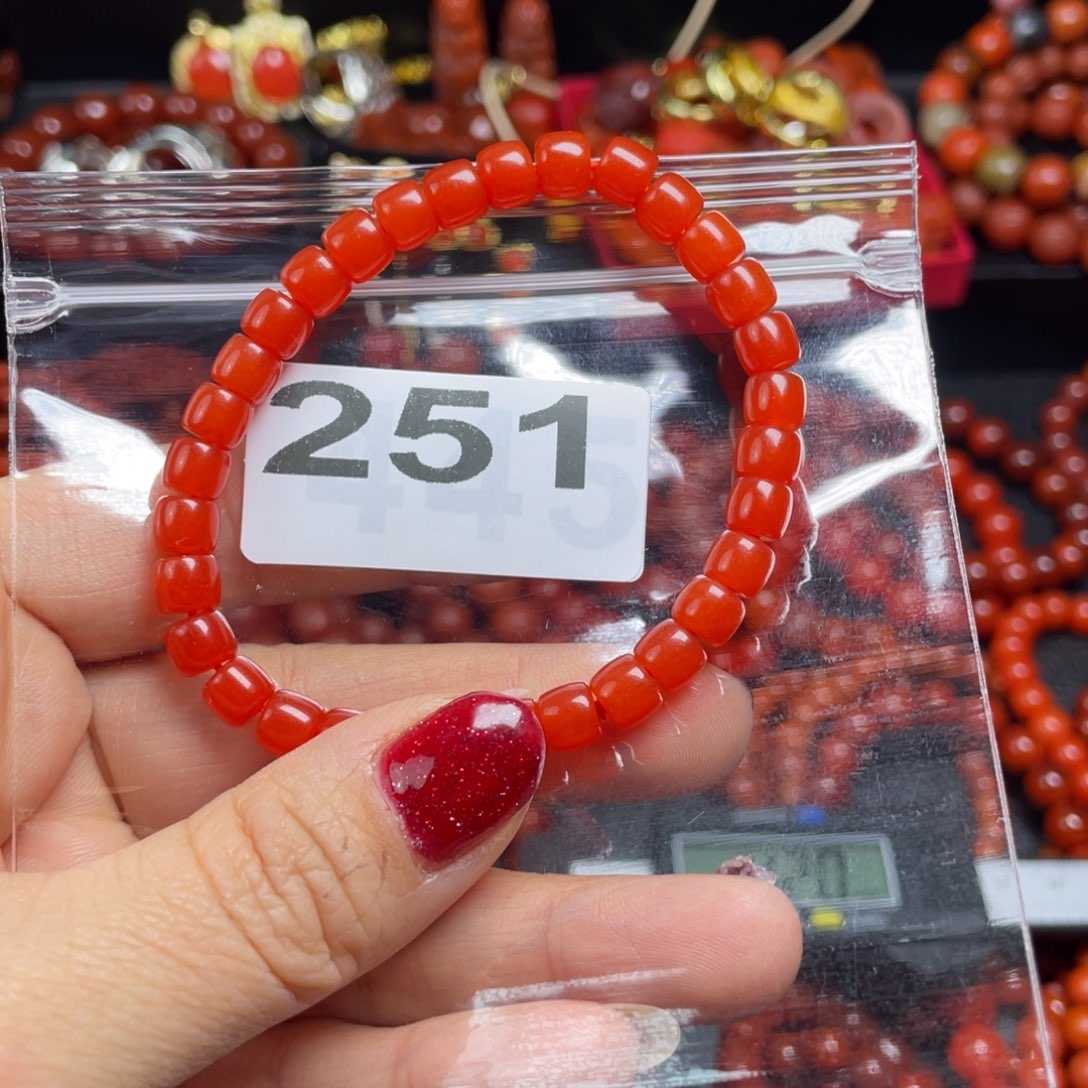 南红玛瑙手链未镶嵌宝***汁