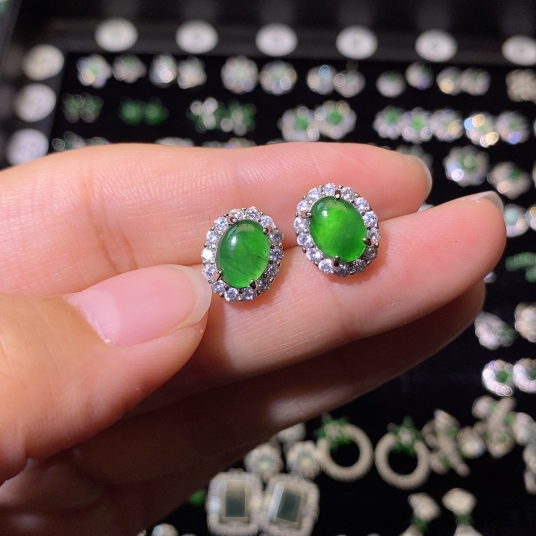 翡翠未镶嵌颈饰天然