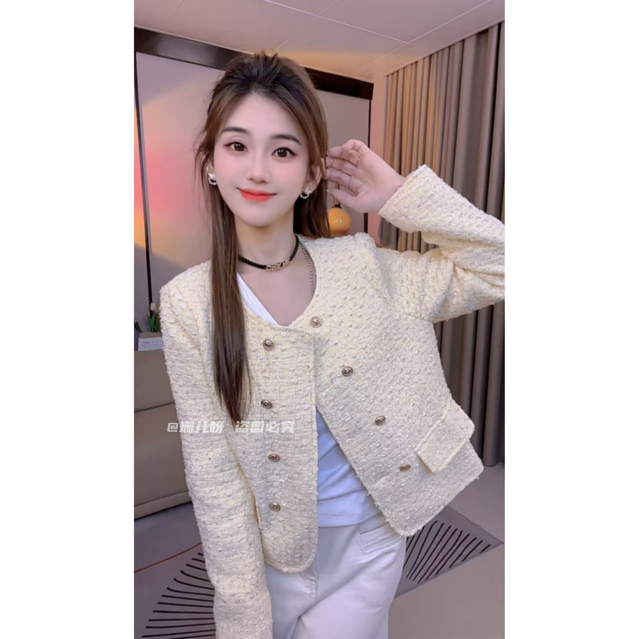 米色气质百搭小香风西装短外套女秋冬新款温柔设计感休闲减龄上衣