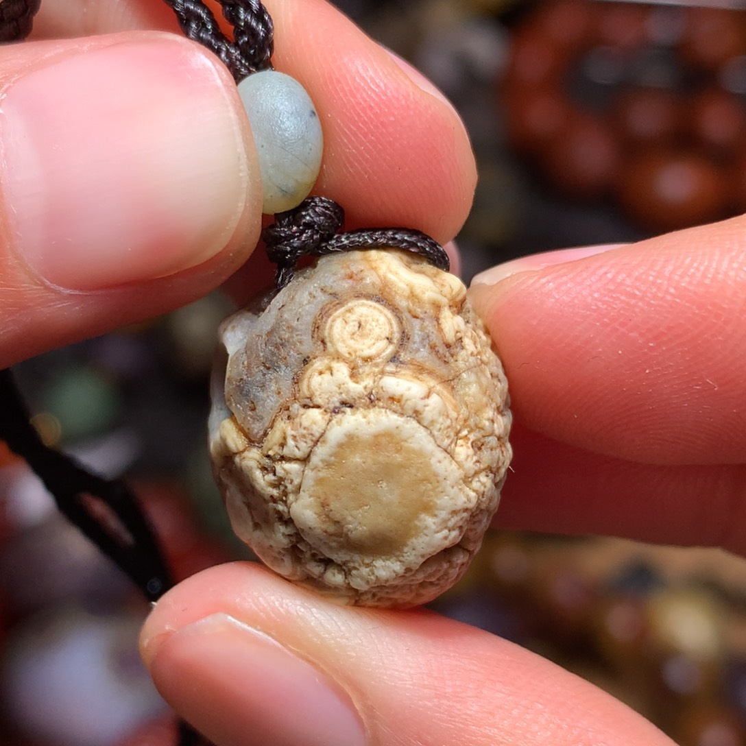 未镶嵌玛瑙/玉髓珠宝半成品