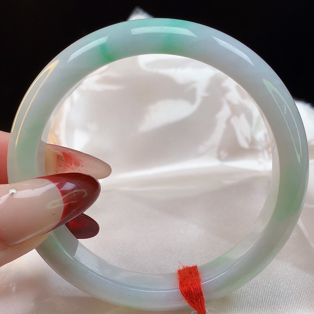 翡翠手镯未镶嵌天然翡翠1144