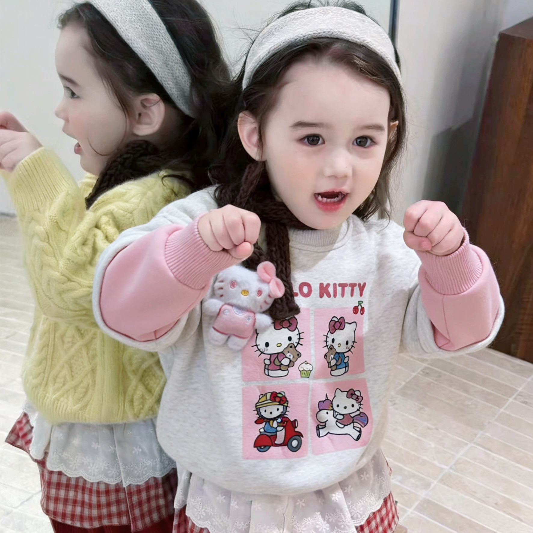 女童2025新款冬季加绒加厚卡通动漫风可爱保暖卫衣童装