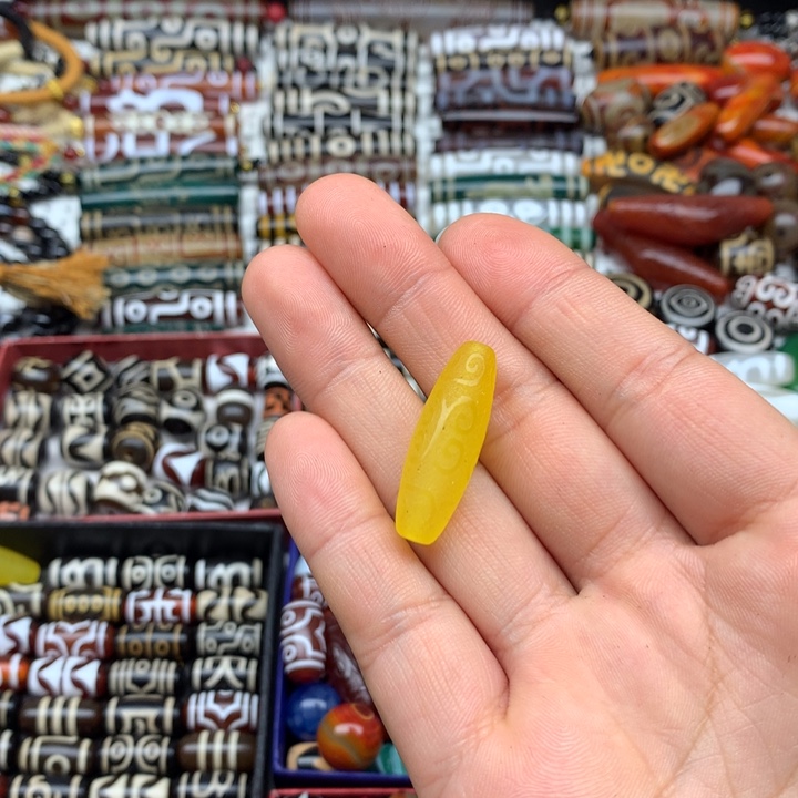 玛瑙/玉髓未镶嵌吊坠(赠链)