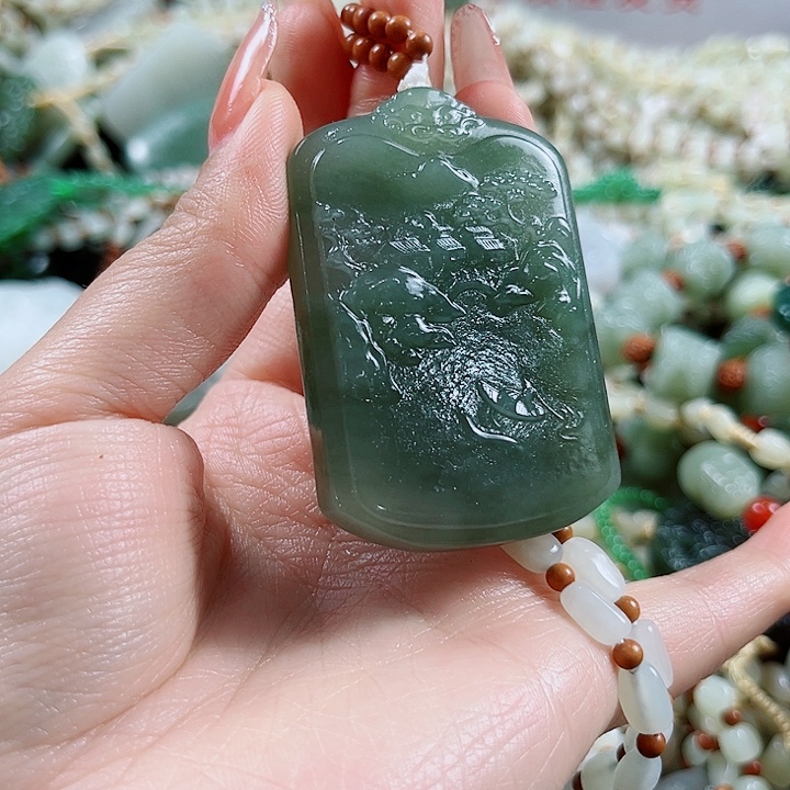 和田玉未镶嵌颈饰