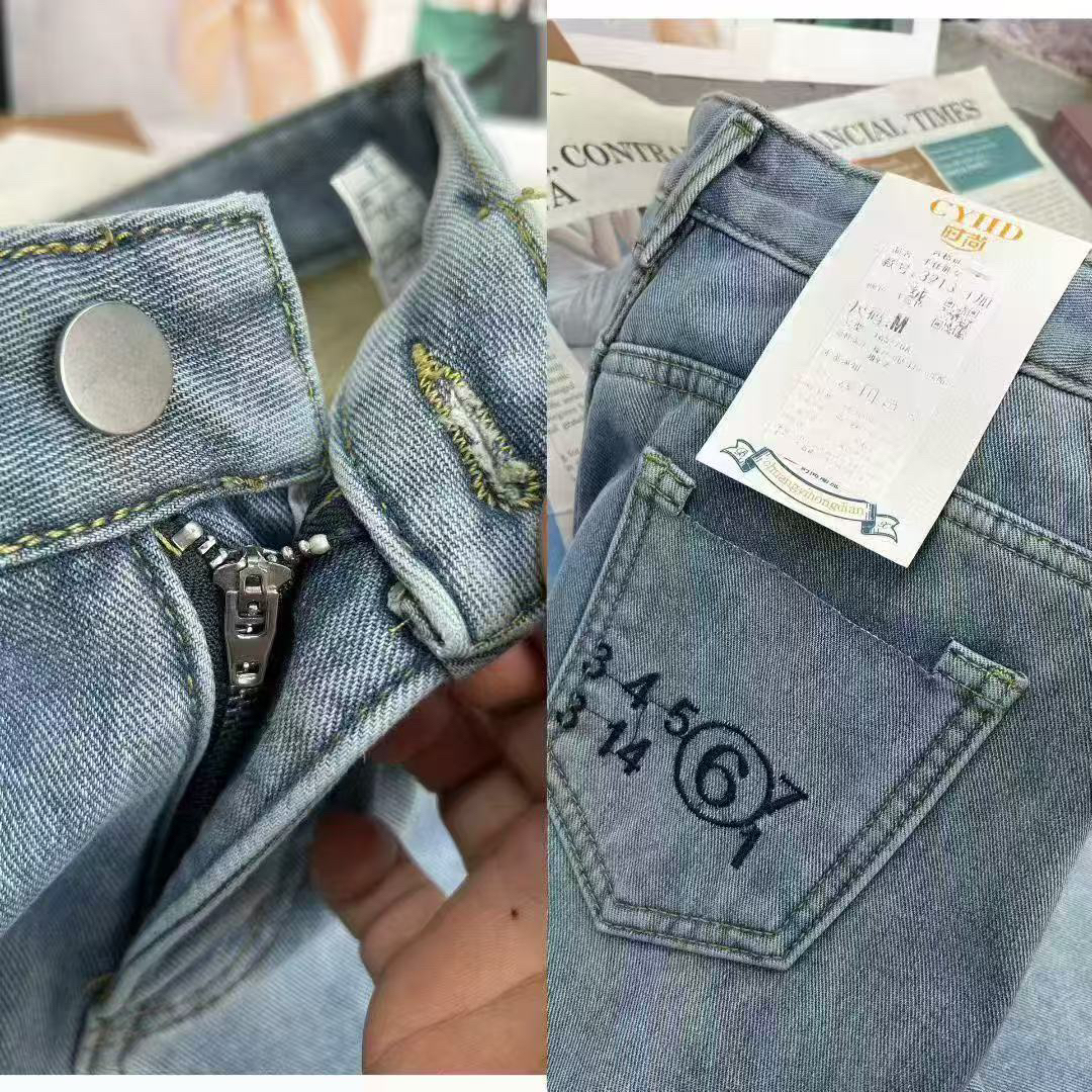 小梅1浅蓝高腰直筒显瘦显高百搭阔腿牛仔裤女秋冬新款