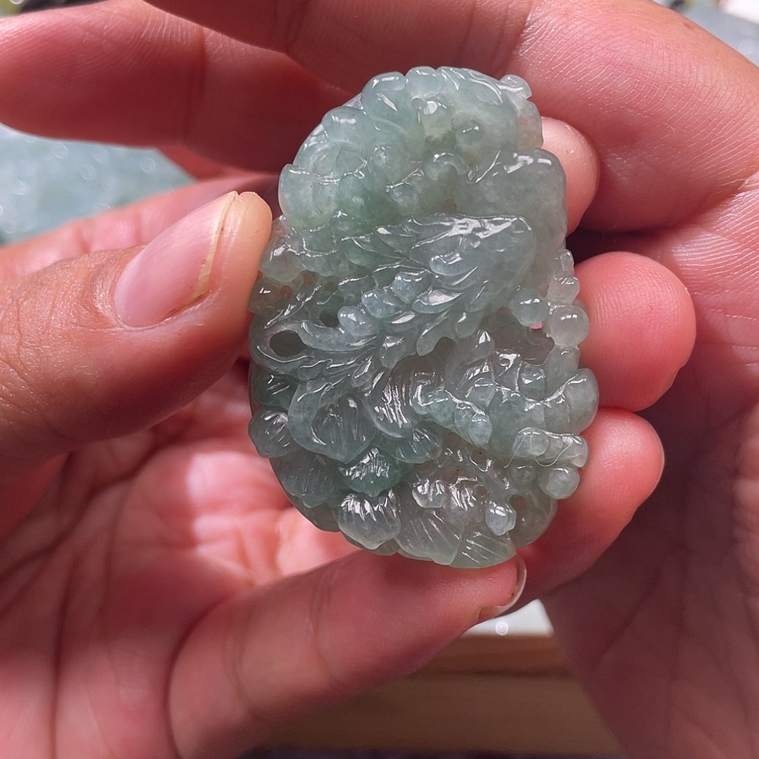 翡翠未镶嵌颈饰翡玉缘翡翠
