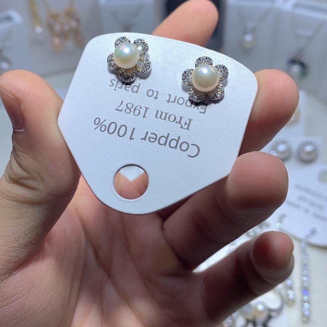 银S925镶嵌淡水珍珠耳饰