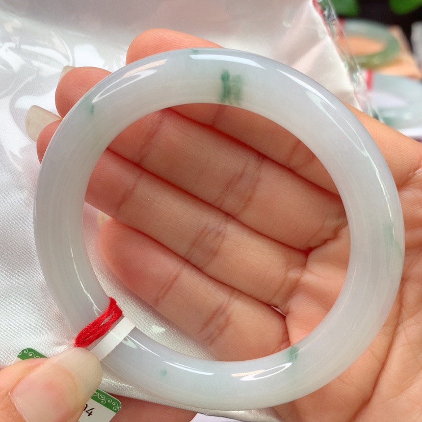 【闪购商品】翡翠手镯未镶嵌天然翡翠手镯