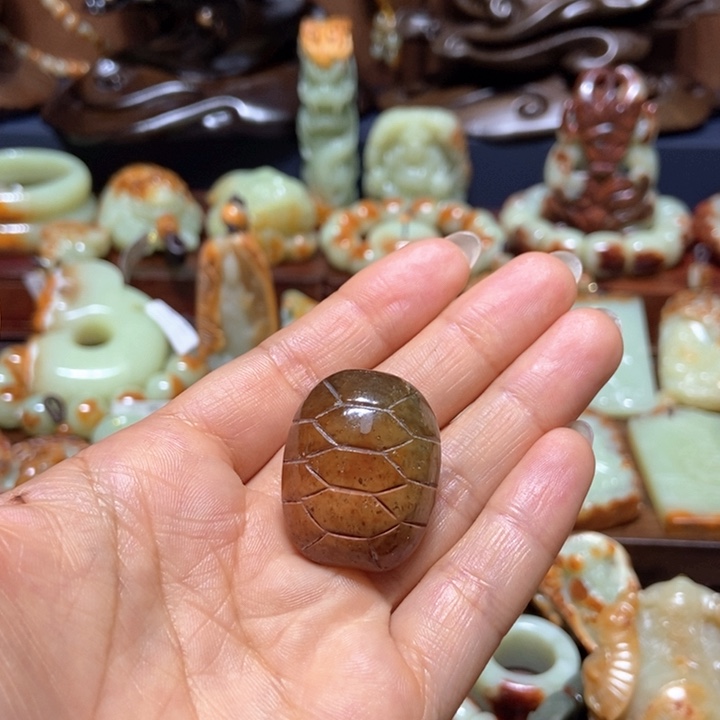 手链未镶嵌岫岩河磨玉（透闪石质玉）