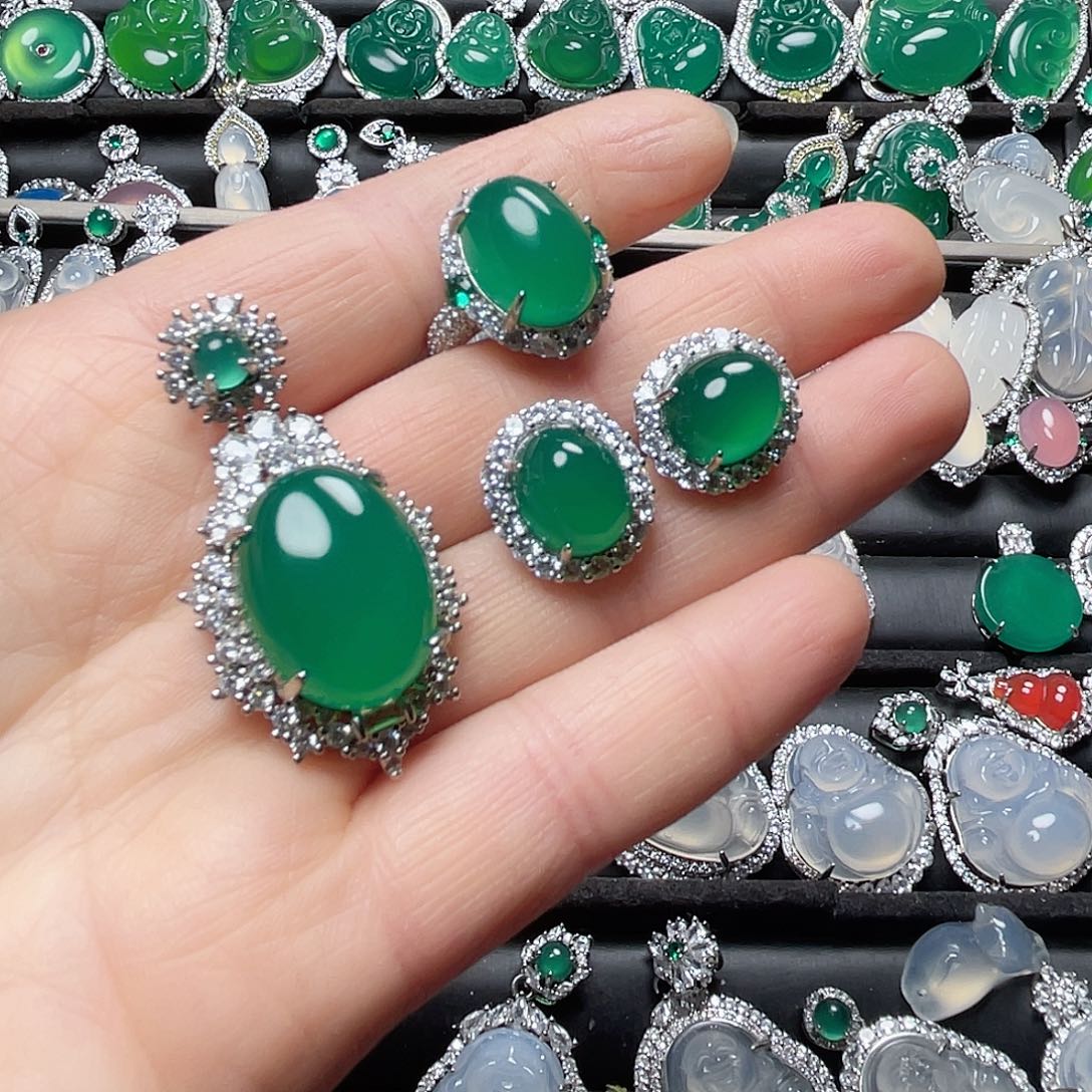 玛瑙/玉髓挂件合金