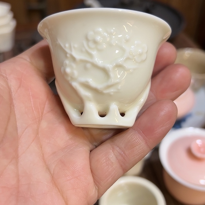 微暇………………………….. 杯