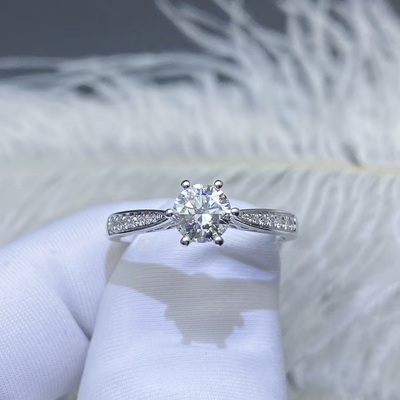 《高端定制》周家小蛮腰  0.30ct