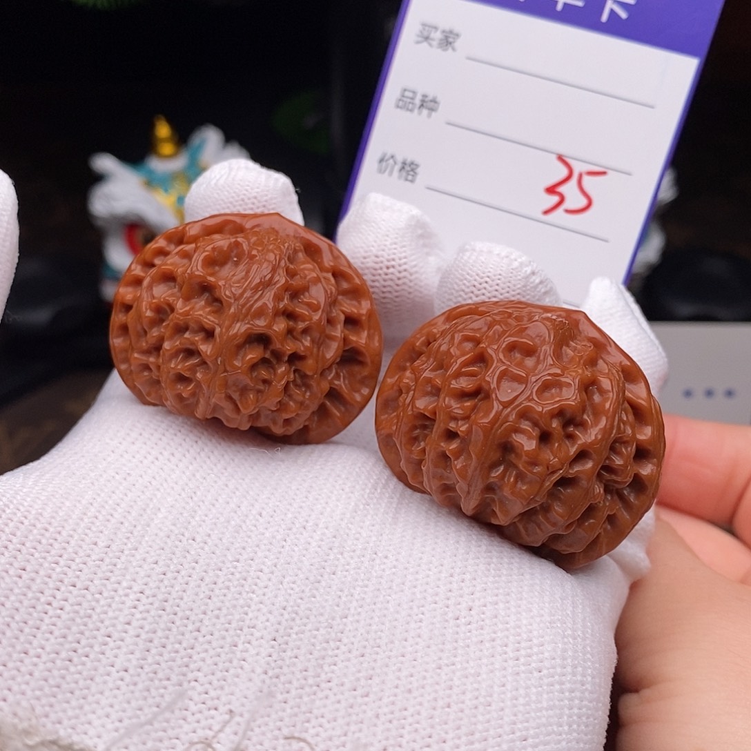 文玩核桃吊坠35号40宫灯