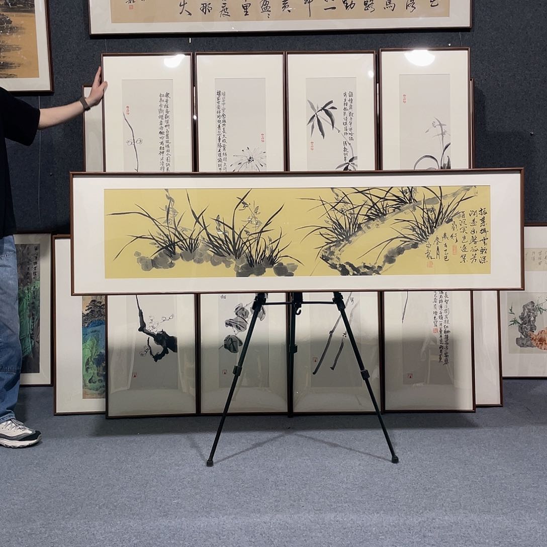 国画手绘作品带框