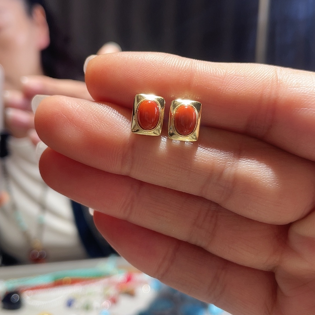 南红玛瑙银S925镶嵌耳饰大气款