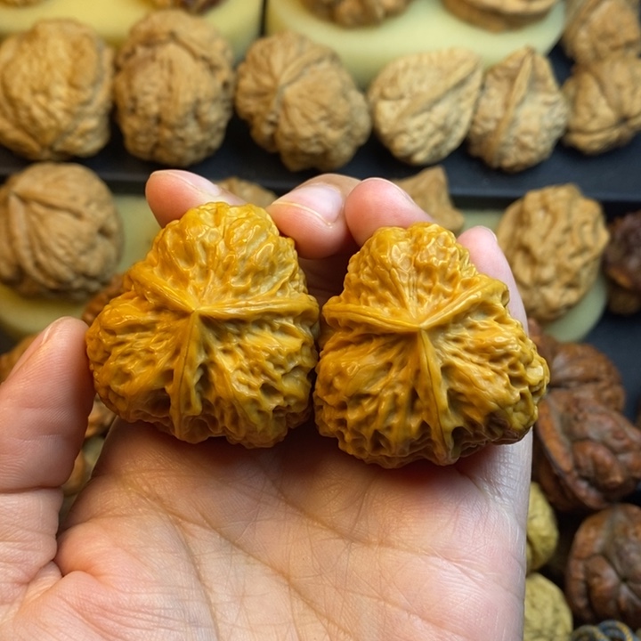 文玩核桃吊坠聚宝盆40