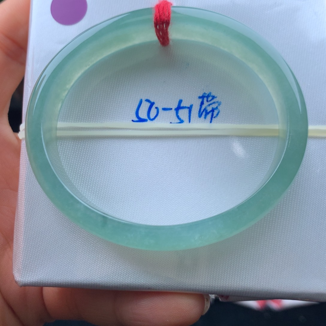 翡翠手镯未镶嵌手镯