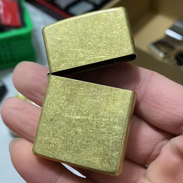 用***7煤油打火机单外壳不含内胆默认微瑕 
