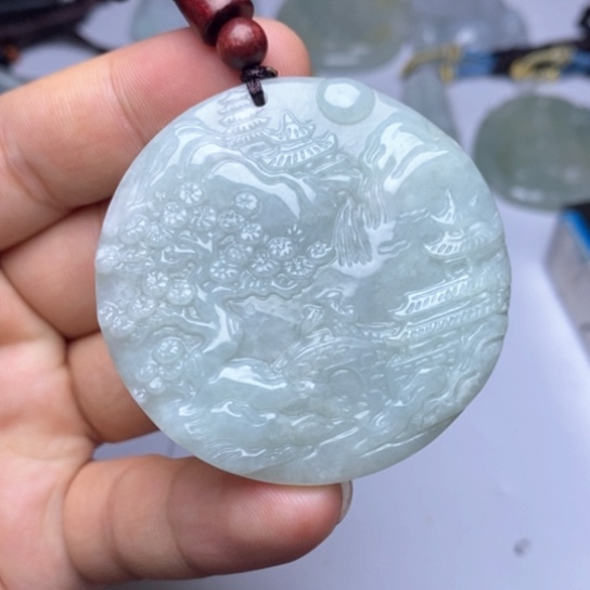 颈饰未镶嵌翡翠翡翠