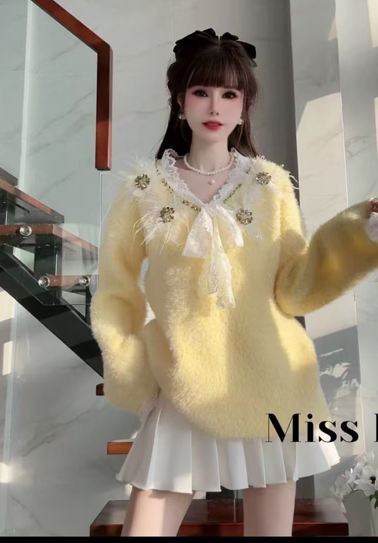 B组69【600-699】2024新年洋气百搭上衣女