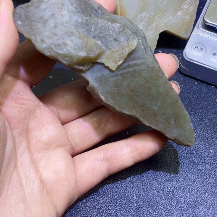 未镶嵌和田玉珠宝半成品