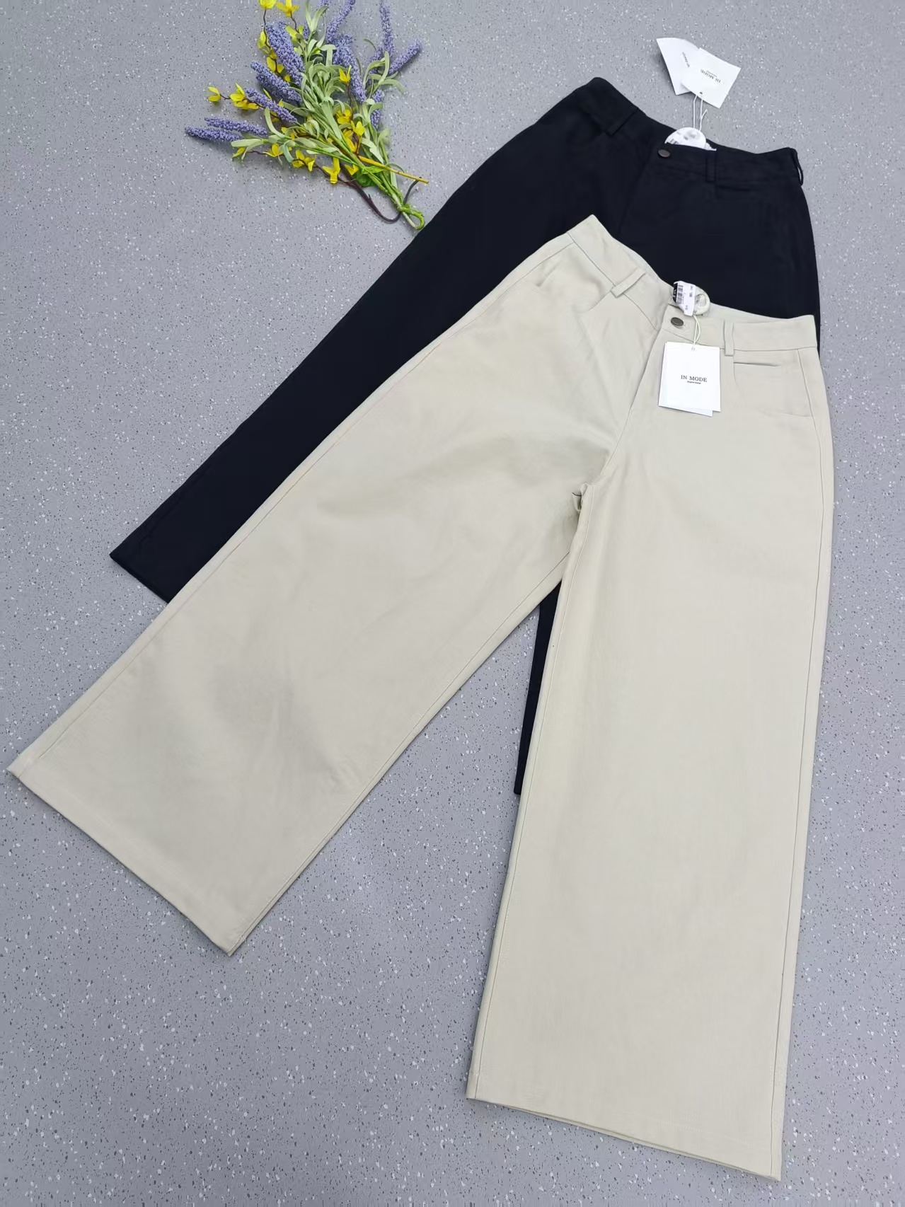 春款薄料阔腿裤子