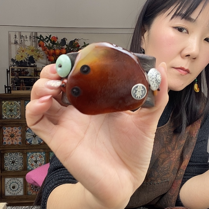 蜜蜡手镯未镶嵌手镯