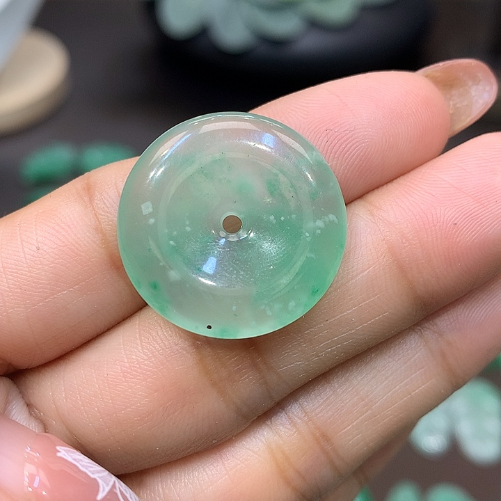 石英石非金属吊坠