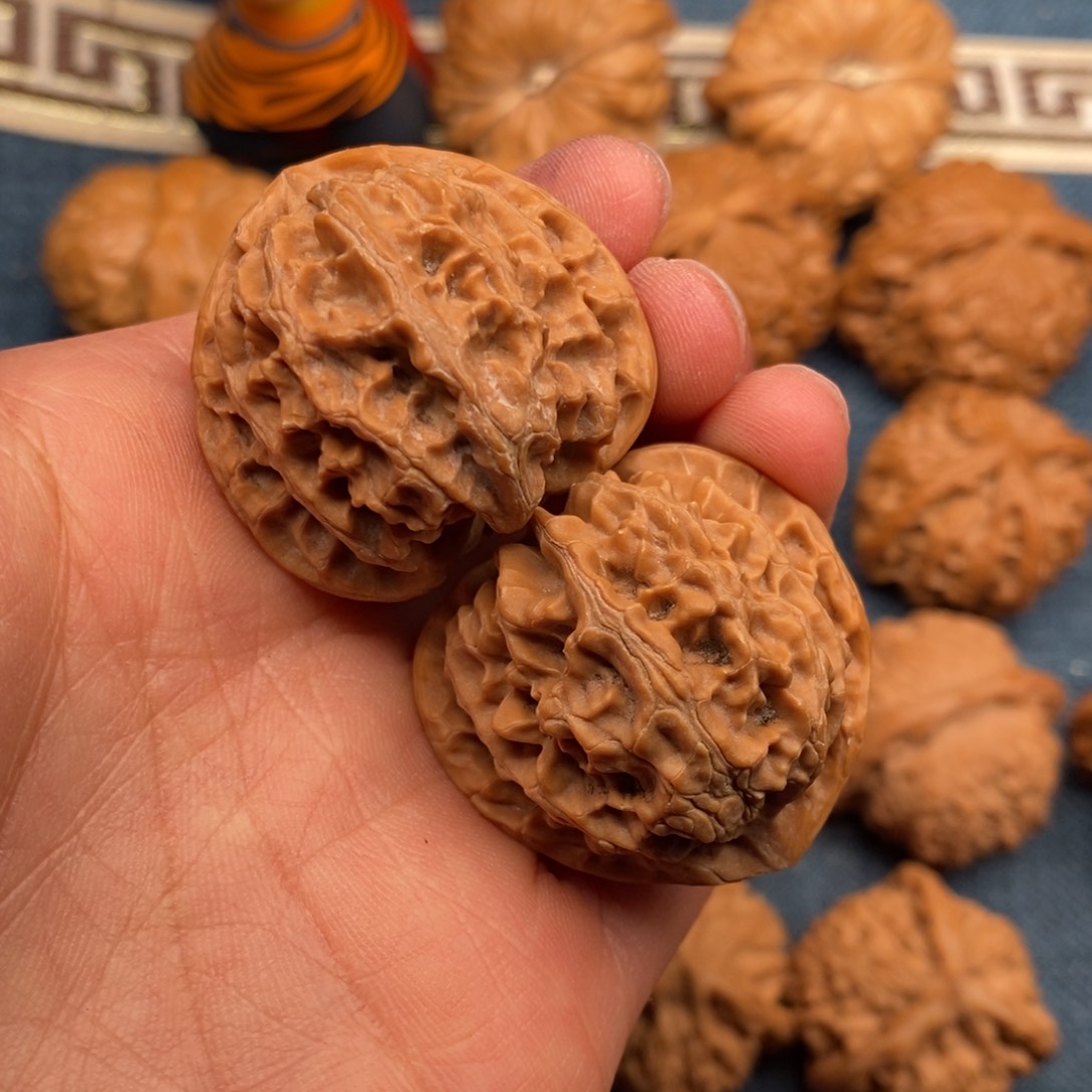 文玩核桃把件35老树苹果