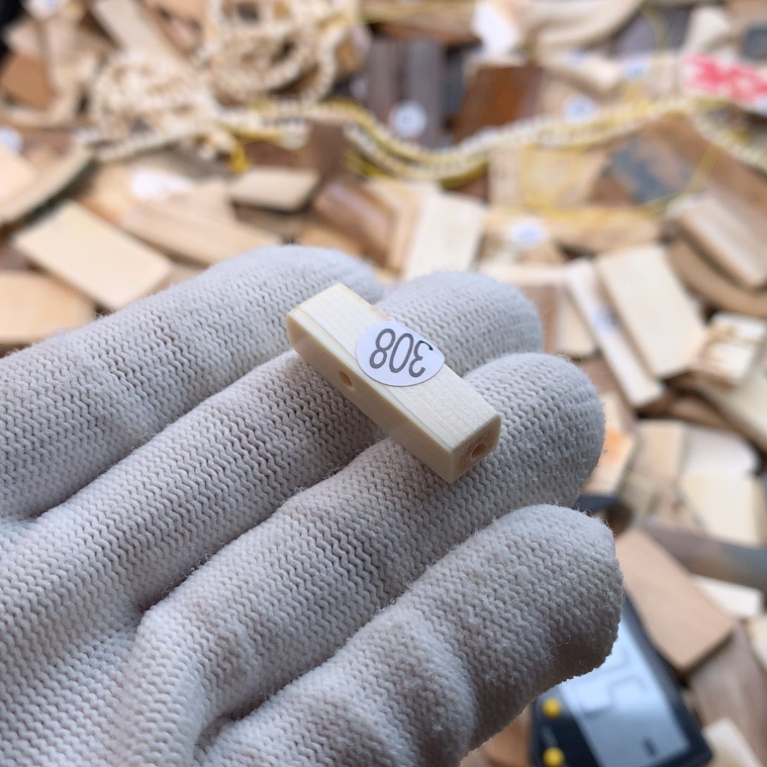 泥塑不打孔联系客服