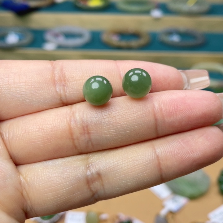 和田玉耳钉银S925镶嵌