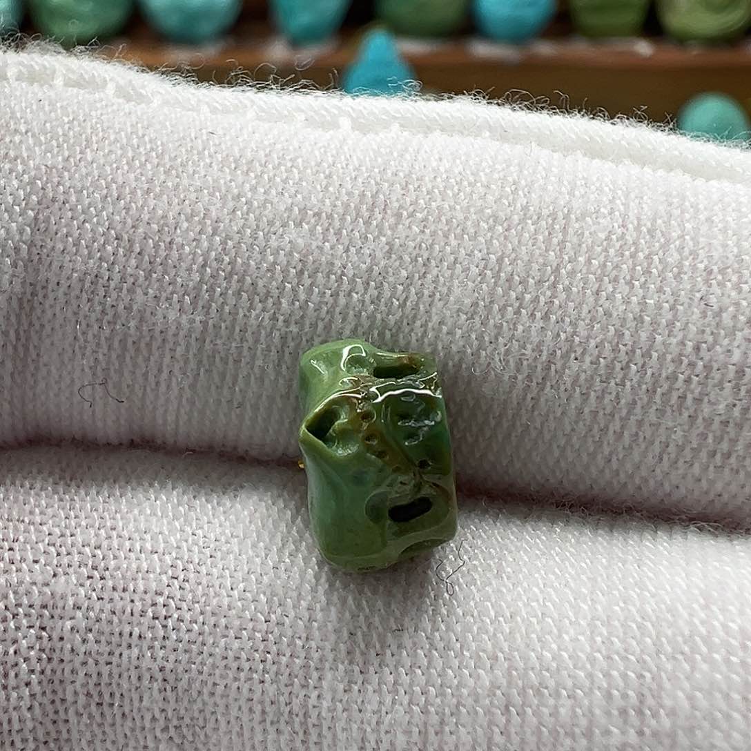 绿松石未镶嵌骷髅